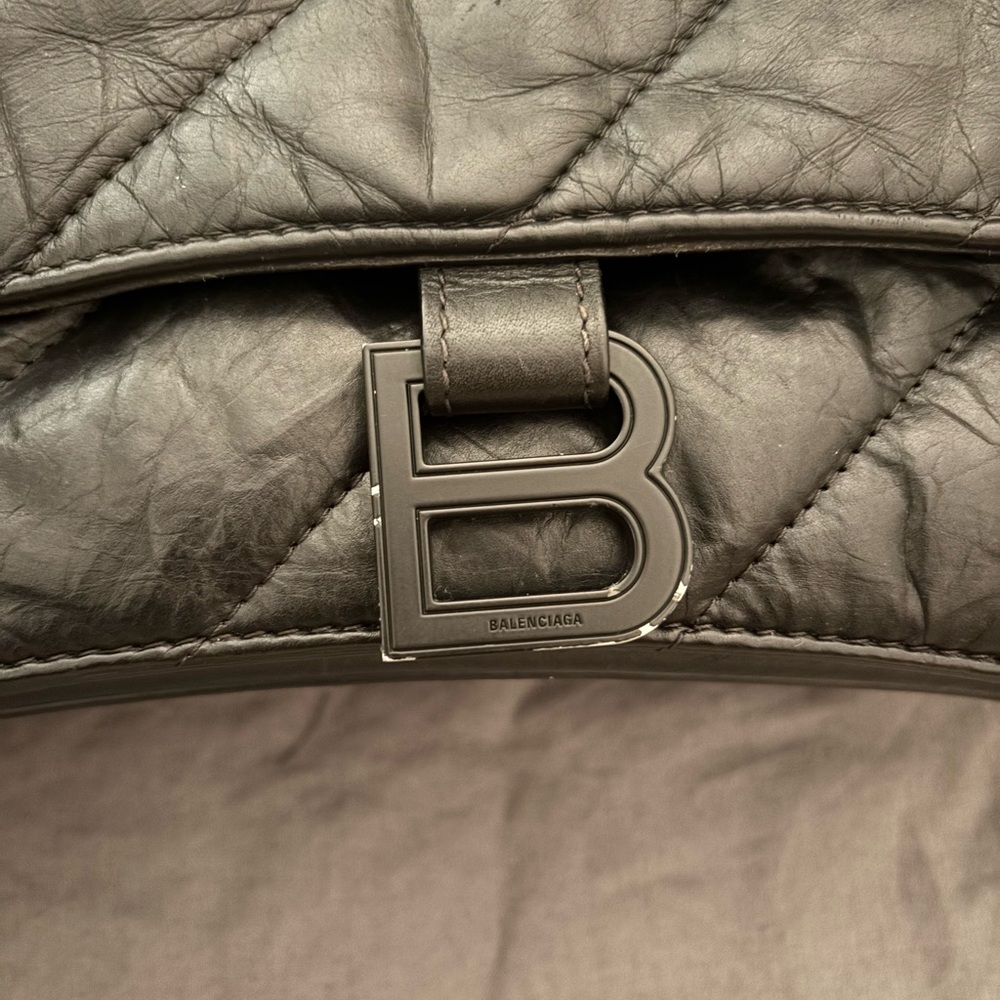 Balenciaga black quilted crushed chain bag - Picture 2 of 6